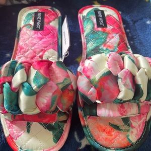 COPY - NWT Nine West Floral Slide Slippers size M 7-8